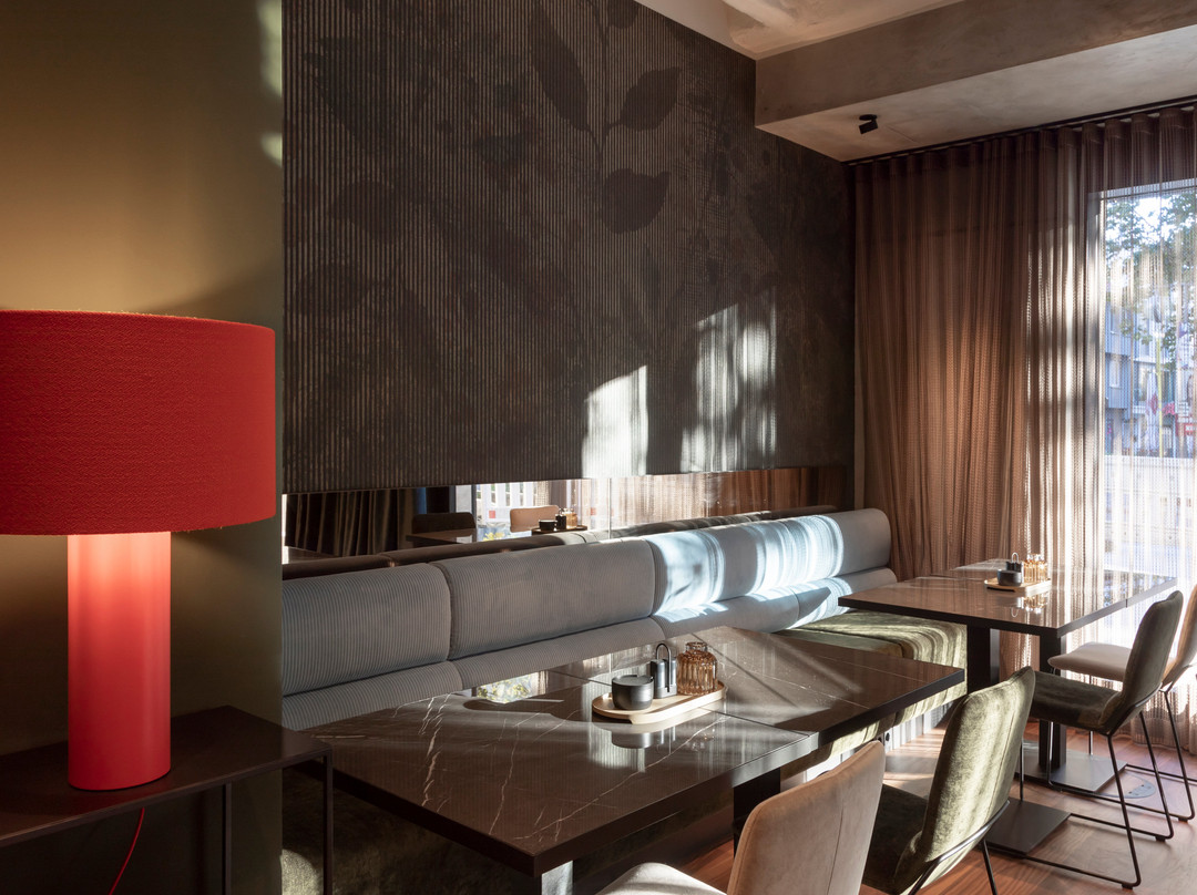 EmiLu Design Hotel