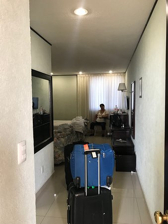 玛丽酒店主图