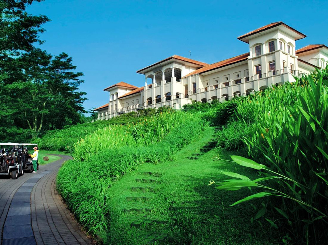 Finna Golf & Country Club-巴苏鲁安必去景点