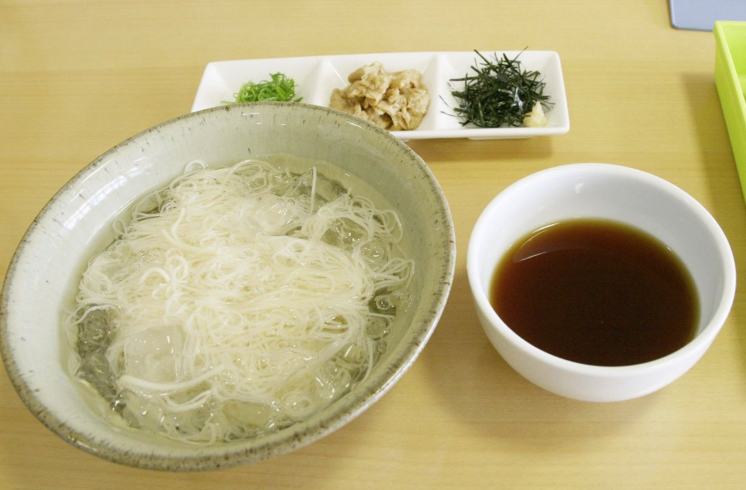 Sightseeing Hot Plaza Tamalala