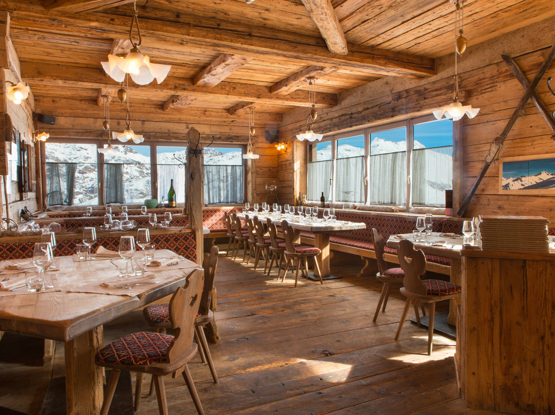 Trepalle餐馆和美食-Luciano's Alpine Restaurant