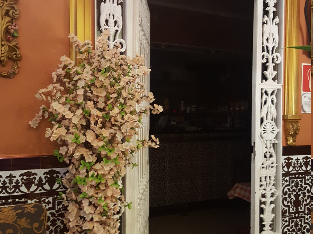罗西奥维尔根黛尔旅馆