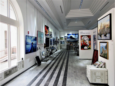 AlexArt International Art Gallery-萨拉索塔必去景点