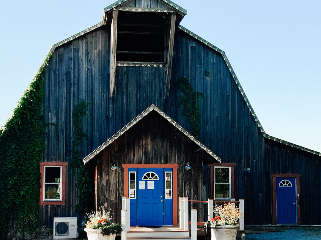 Peachbarn Winery & Café景点图片
