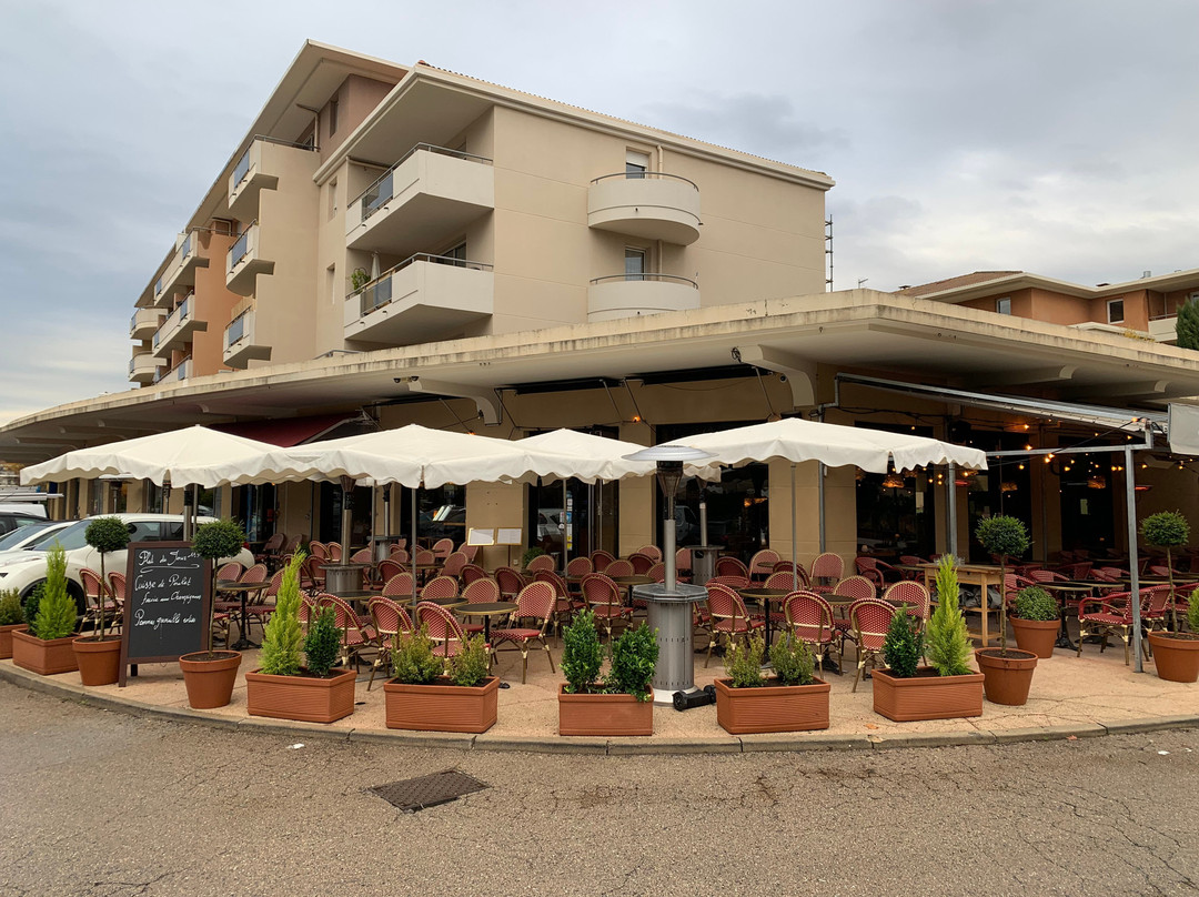 Le petit bistrot la duranne