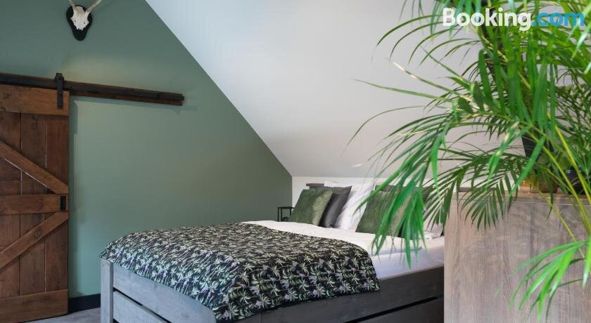 B&B Markt 33