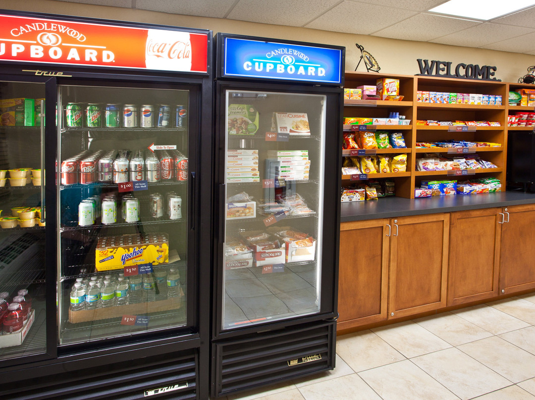 Candlewood Suites Ft Myers I-75 By IHG主图