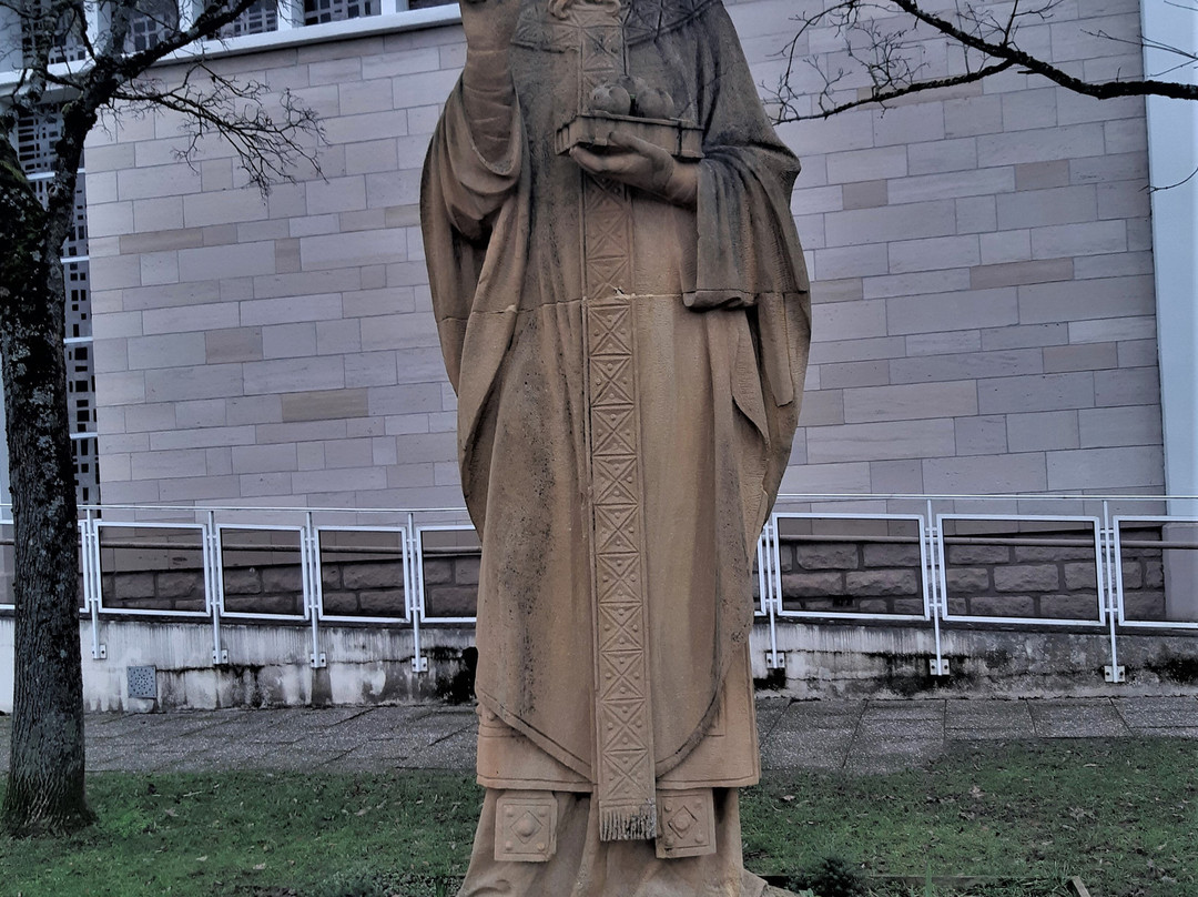 Statue de Saint Nicolas-Yutz必去景点