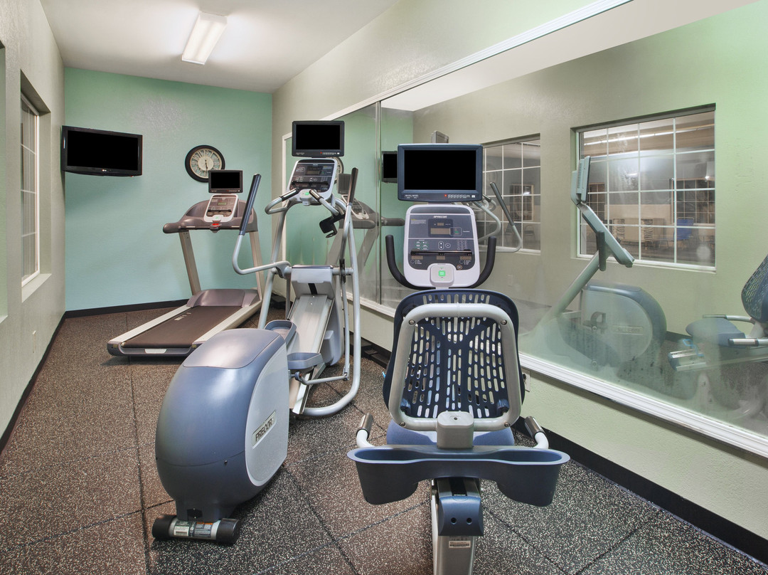 Holiday Inn Express & Suites Manchester-conf Ctr(tullahoma) By IHG主图