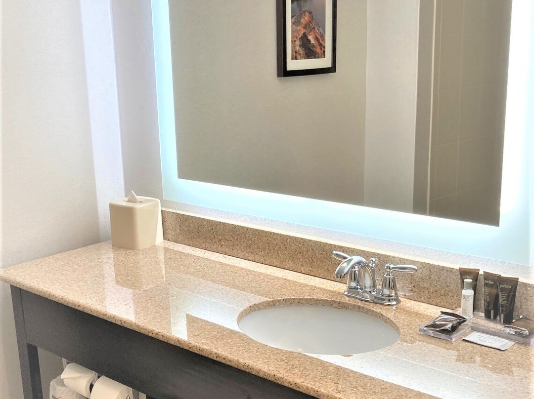 Wingate by Wyndham Erie主图