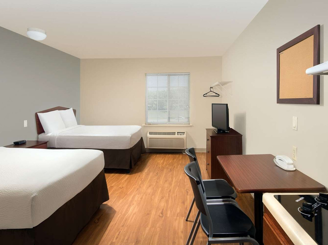 WoodSpring Suites Topeka主图