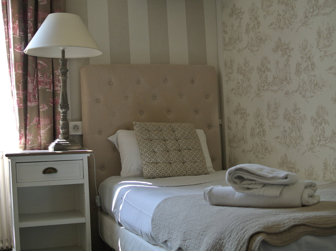 Logis Hôtel Louise de Savoie主图
