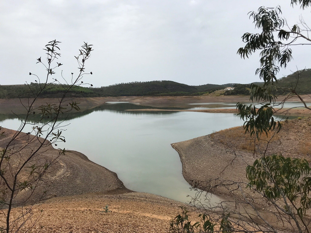 Barragem da Bravura景点图片