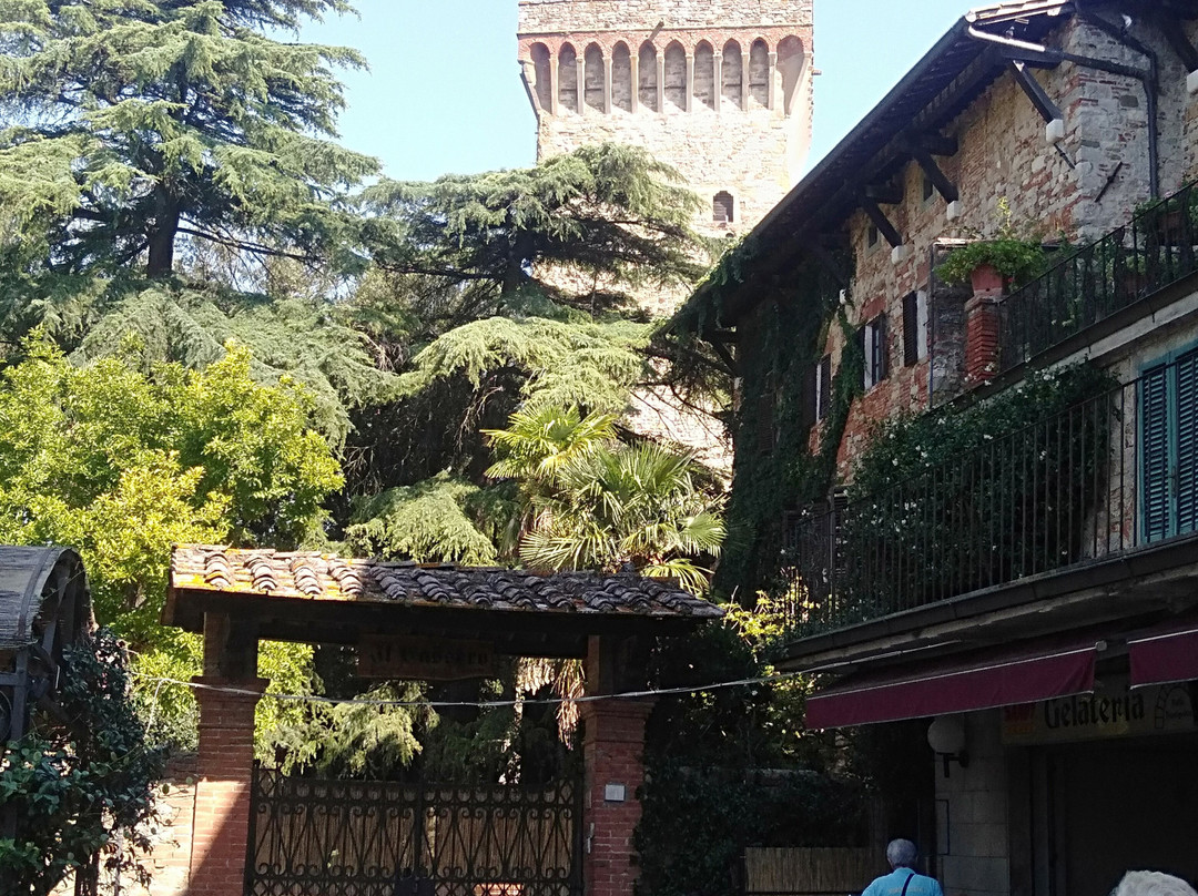 Piazza del Tribunale-Lucignano必去景点
