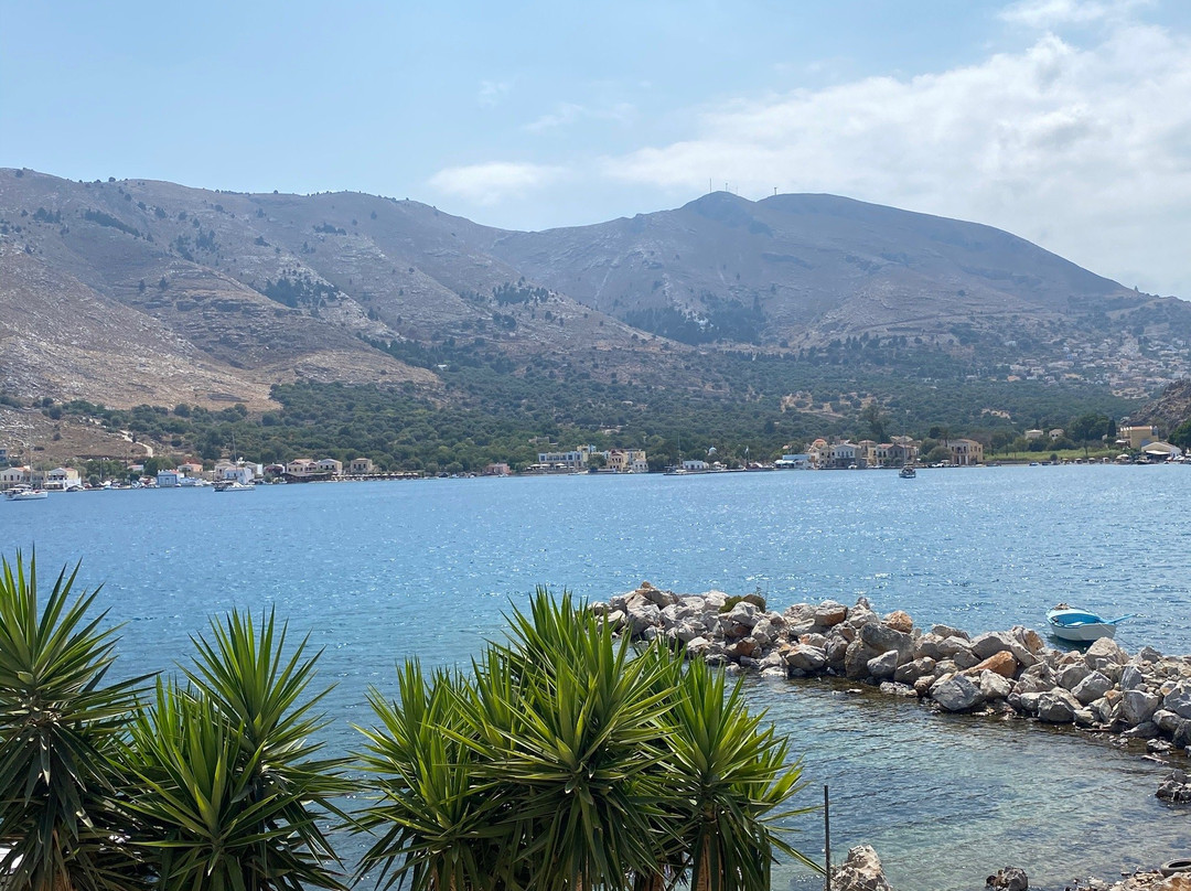 Pedi Beach-Symi必去景点