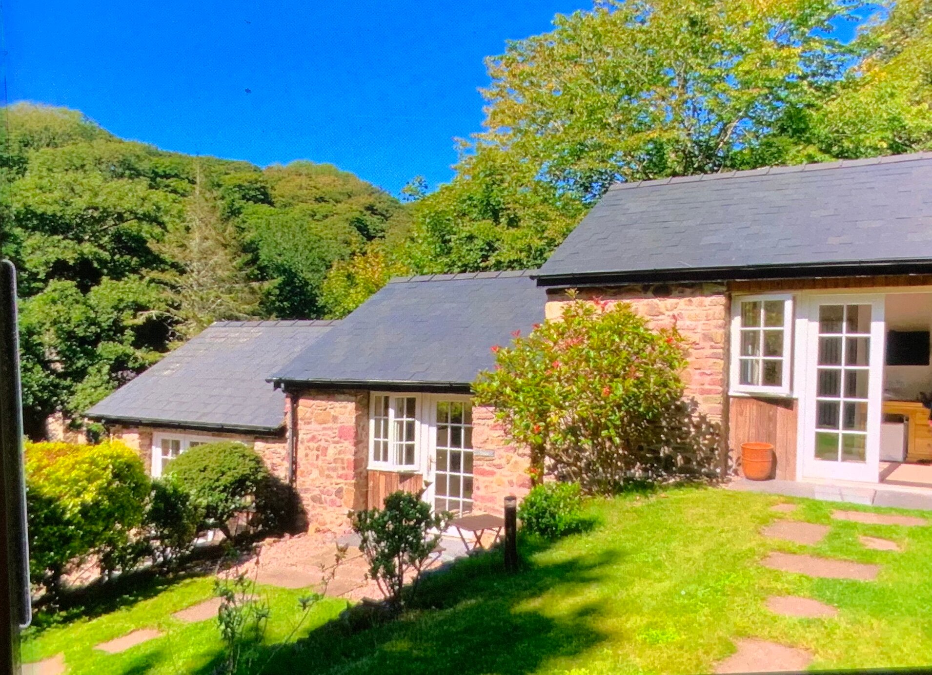 Monk Haven Manor B&b-官方