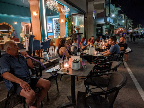 Debonair Café Bistrot-干尼亚必去景点