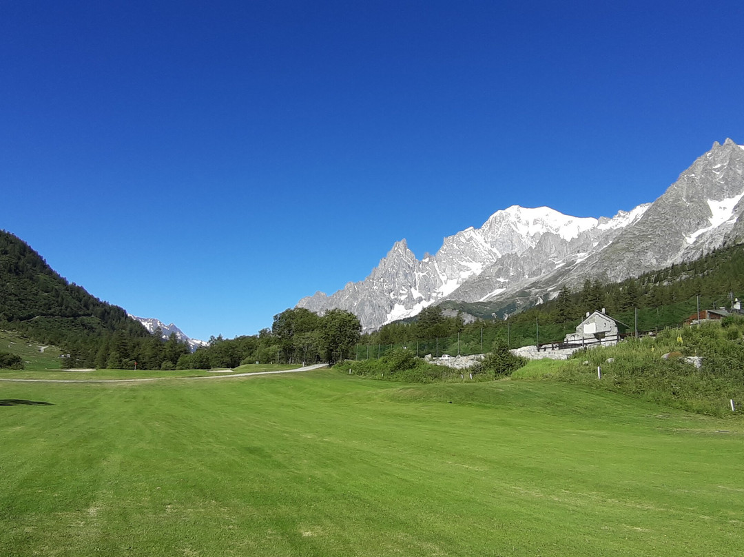 Golf Club Courmayeur et Grandes Jorasses-库马约尔必去景点