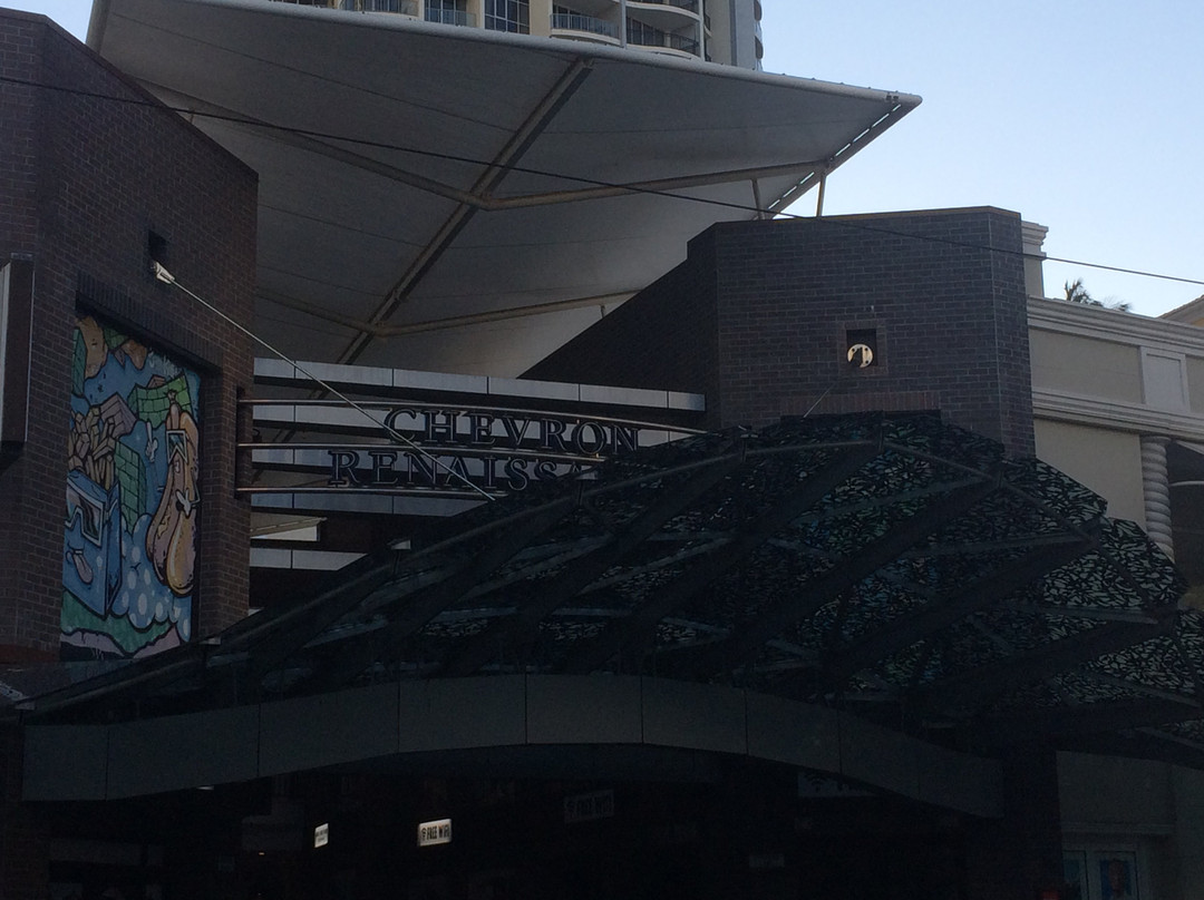 Chevron Renaissance Shopping Centre-冲浪者天堂必去景点