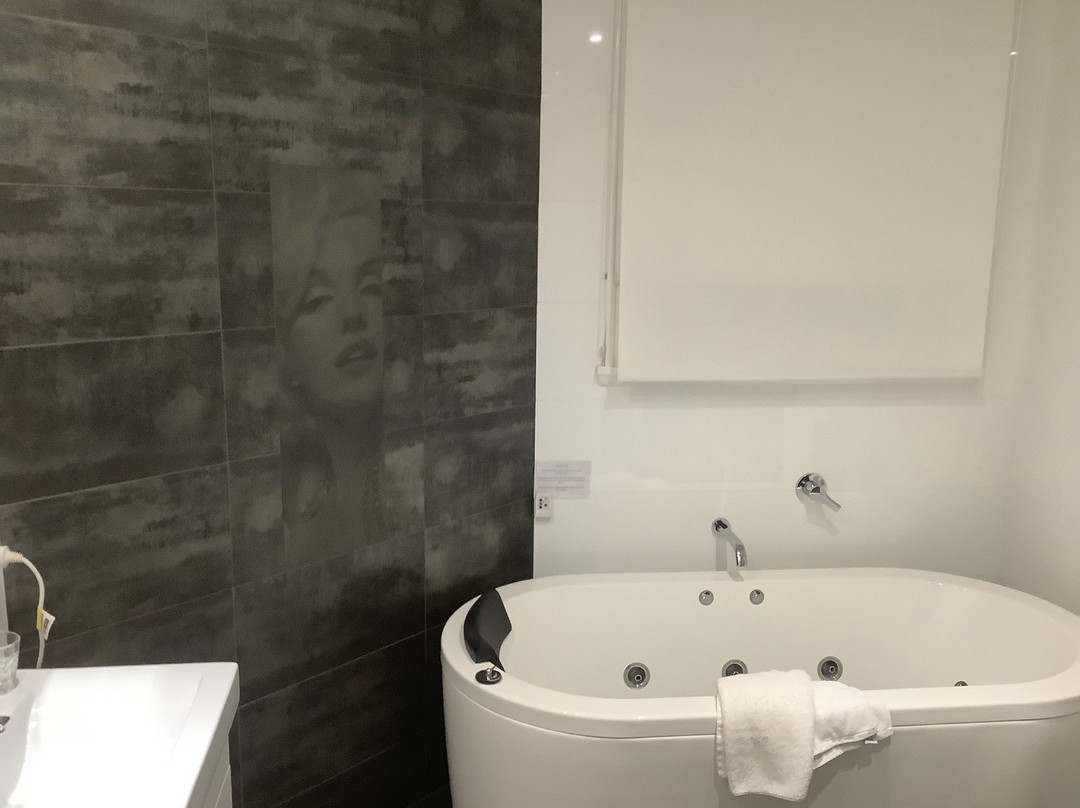 伦瑟斯顿殖民风格凯丽酒店主图