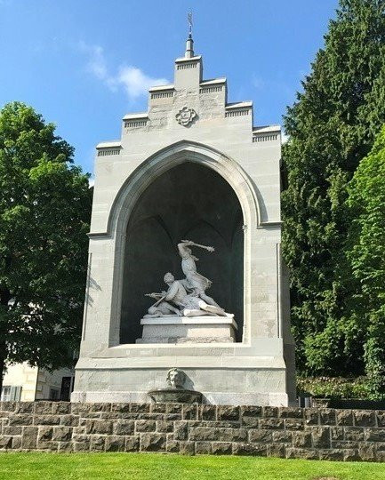 Winkelrieddenkmal-Stans必去景点