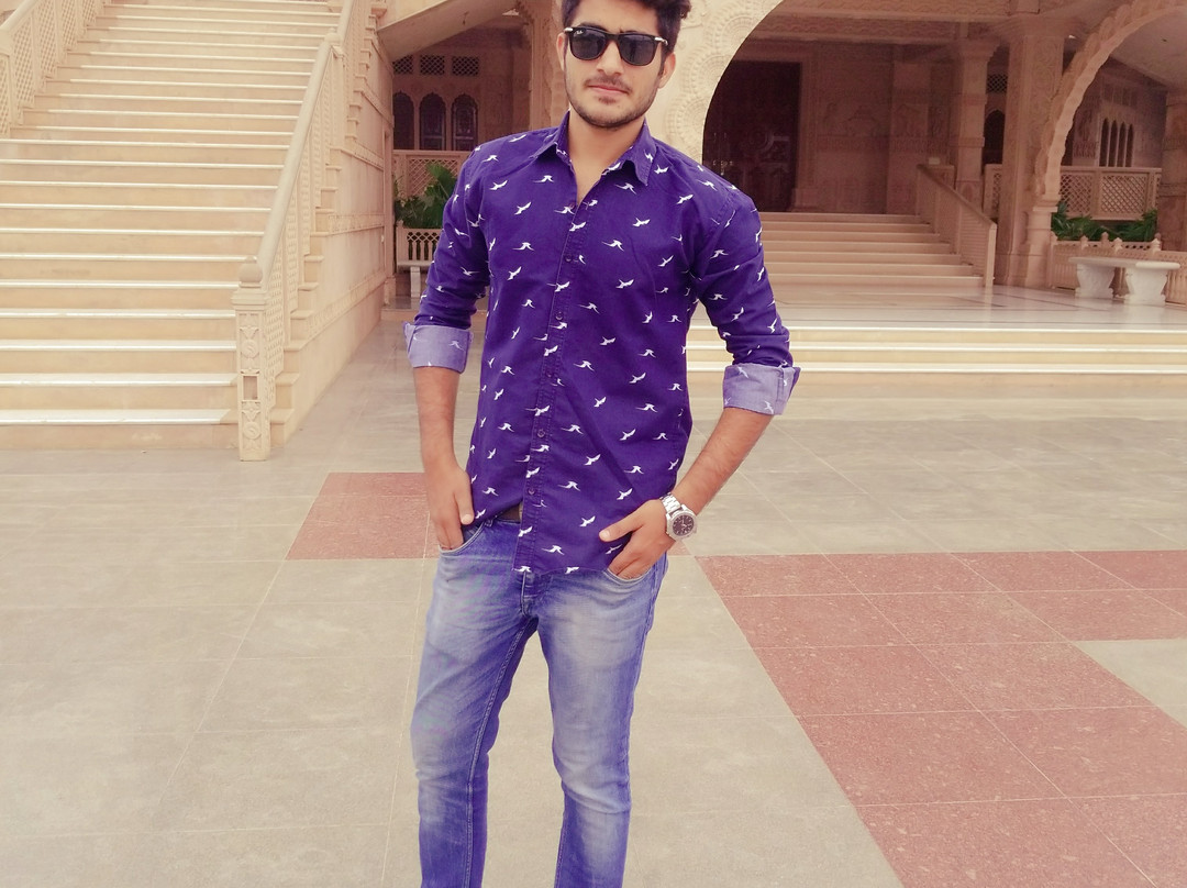 Nareli Jain Temple-阿杰梅尔必去景点