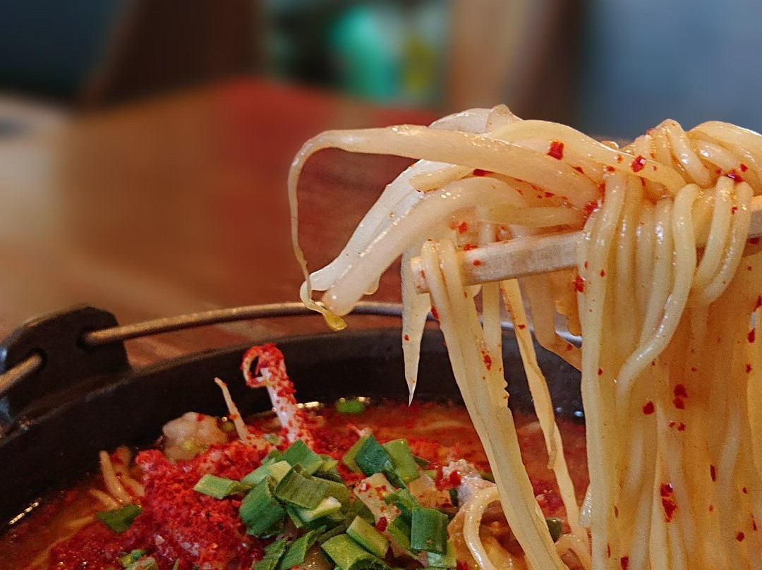 オロチョンラーメン 満濃店