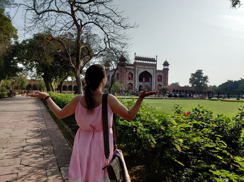 Taj Holiday Tour-阿格拉必去景点