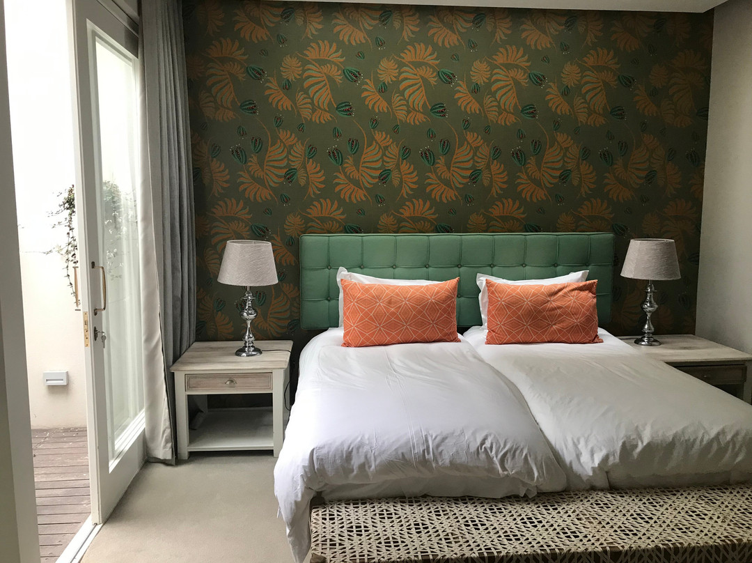 Thirty on Grace主图