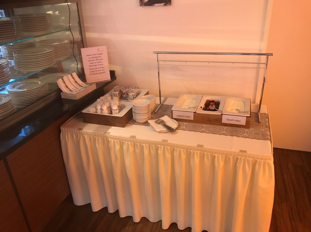 克劳斯特花园酒店主图