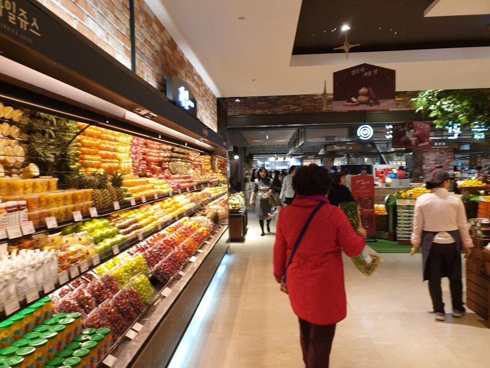 Hyundai Department Store Daegu-大邱必去景点