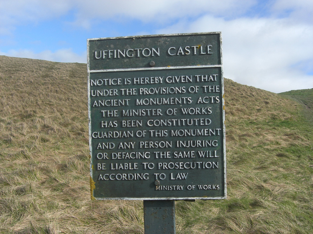 Uffington Castle景点图片