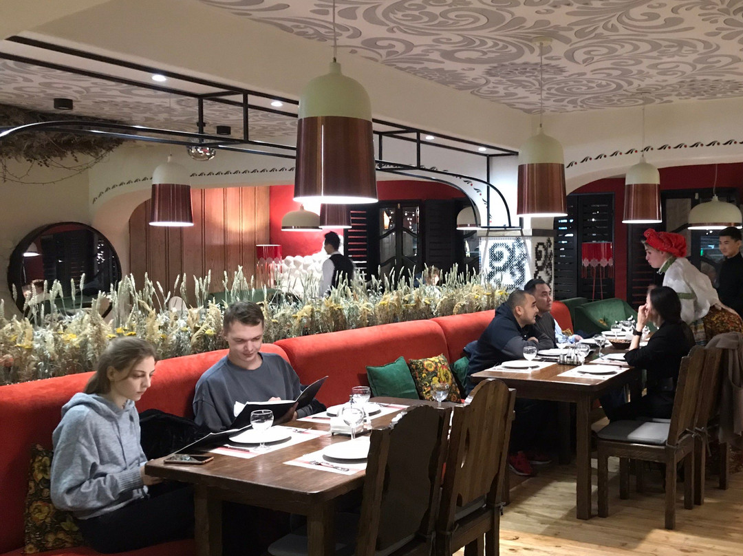 Russian Cuisine House Khokhloma