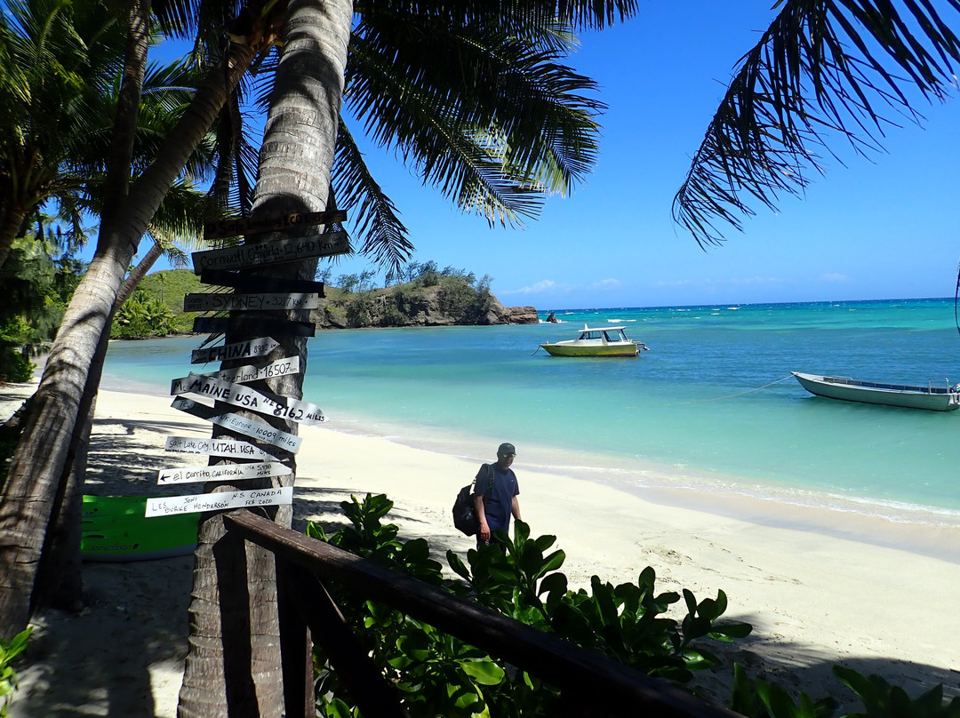 安全着陆度假酒店主图