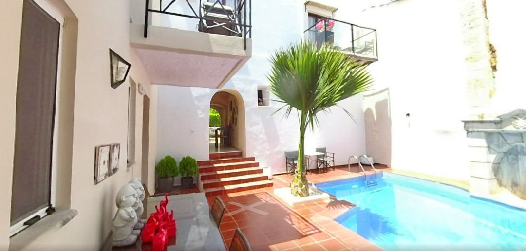 Calergi Residence主图