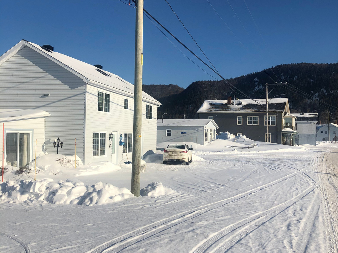 Auberge Aux Mille Pêcher主图