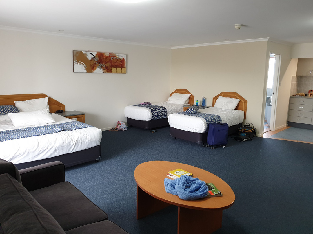 Thunderbird Motel主图