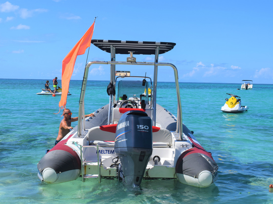 Xtrême Gliss 971 Caraibes Flyboard-Port-Louis必去景点