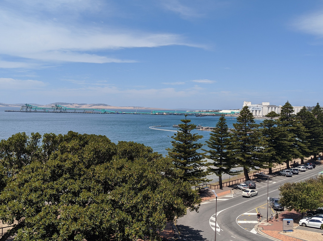 林肯港酒店主图