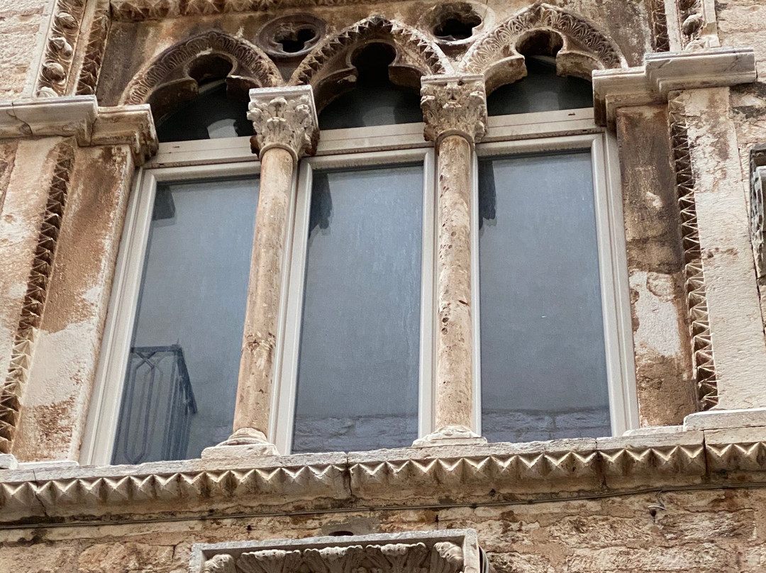 Palazzo Caccetta-特拉尼必去景点