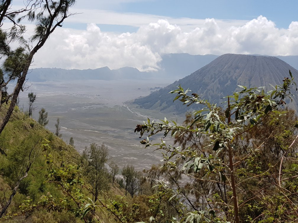 Sand Sea-腾格尔火山口必去景点