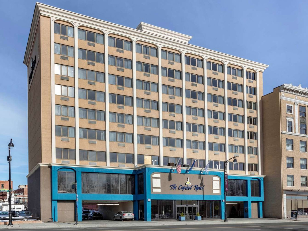 The Capitol Hotel主图