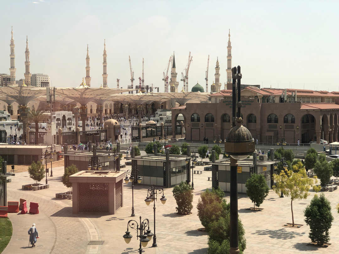 太巴千禧酒店主图