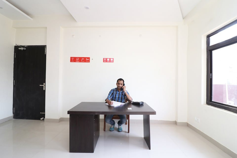 OYO 27941 Sangam Darshan主图