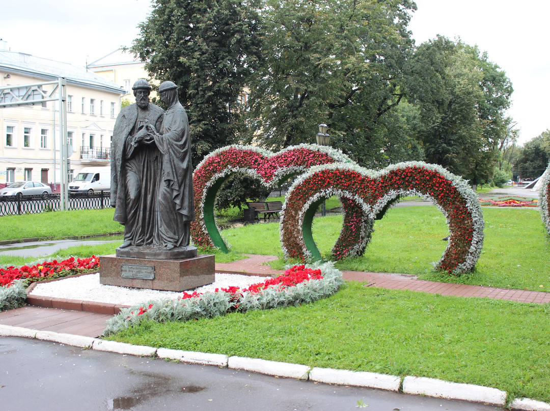 Monument to St. Peter and Fevronia景点图片