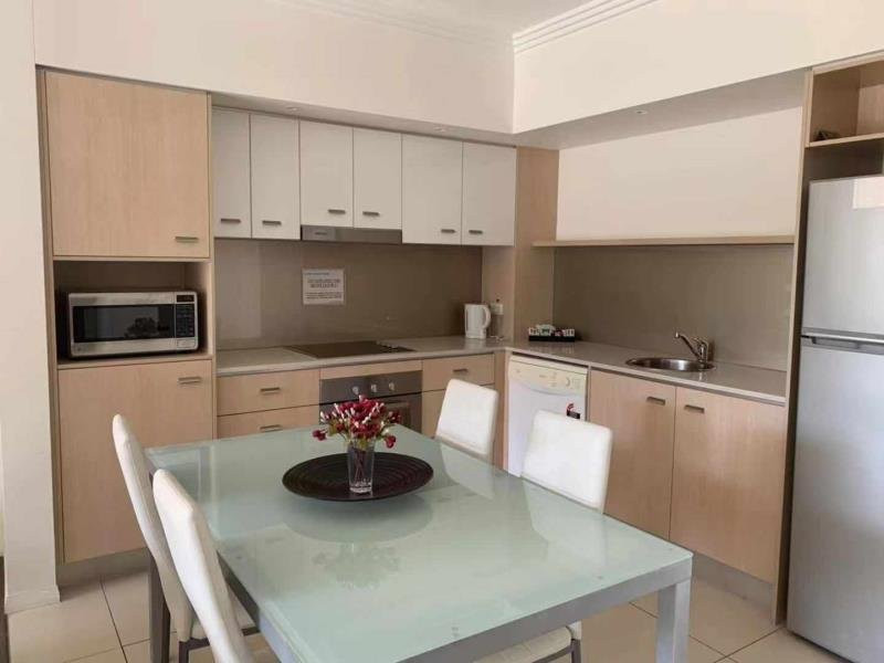 Chancellor Executive Apartments主图