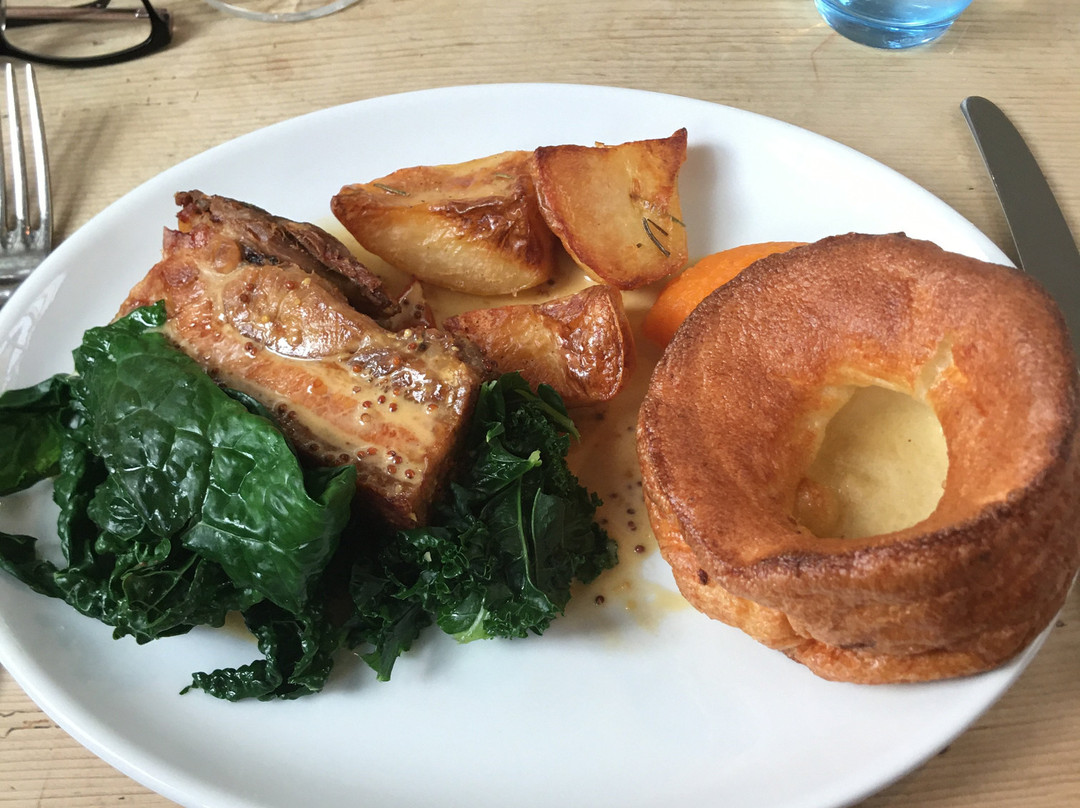 The Three Daggers主图