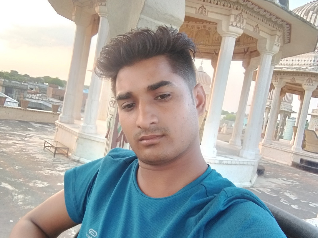 Hotel Royal Rest主图