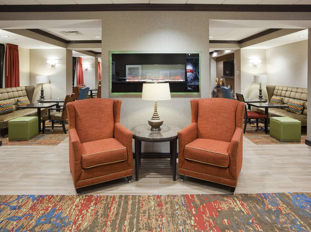 Hampton Inn Minneapolis-Roseville主图