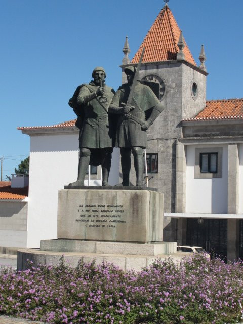 Monumento aos Alcaides de Faria景点图片